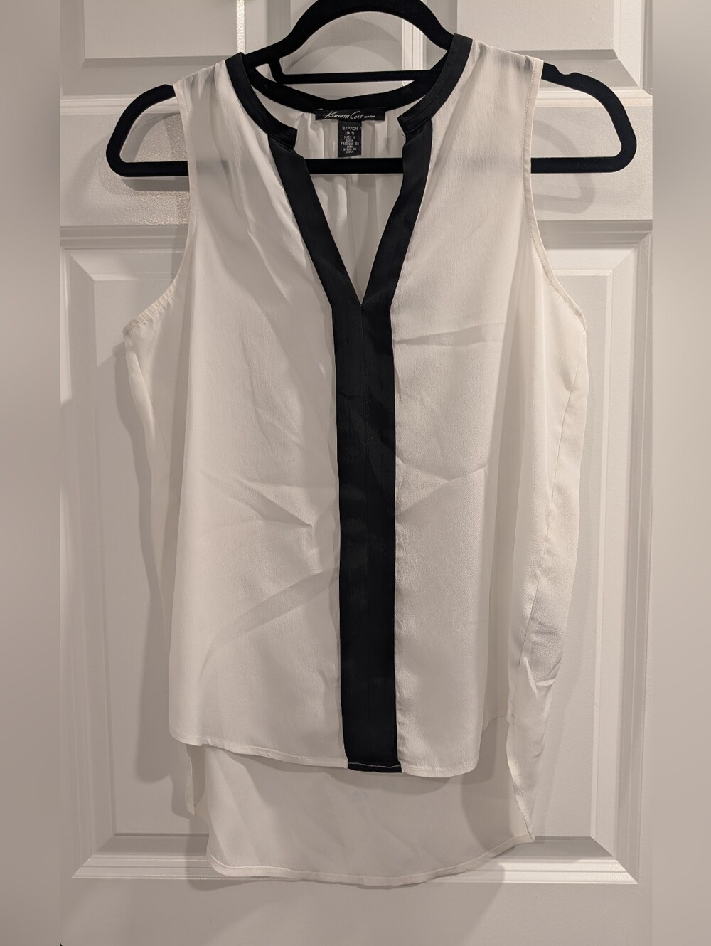 Kenneth Cole White Sleeveless V-Neck Camisole with Black Trim